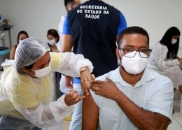 Dose premiada vai sortear prêmios de até R$ 10 mil por pessoa vacinada no mutirão desta semana
