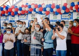 Solenidade em Dom Pedro marcou o anúncio de um Restaurante Popular e a celebração de novas obras (Foto: Karlos Geromy)