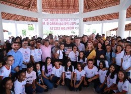 Em Belágua do Maranhão, a comunidade escolar comemorou a entrega do CE Emésio Araújo