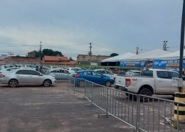 Drive-thru de testagem rápida para Covid-19 em Imperatriz